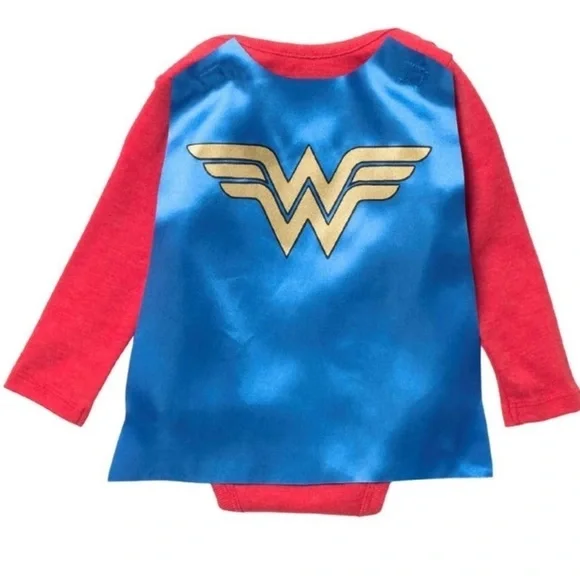 HAPPY THREADS BABY GIRLS WONDER WOMAN ONESIE - Picture 3 of 8